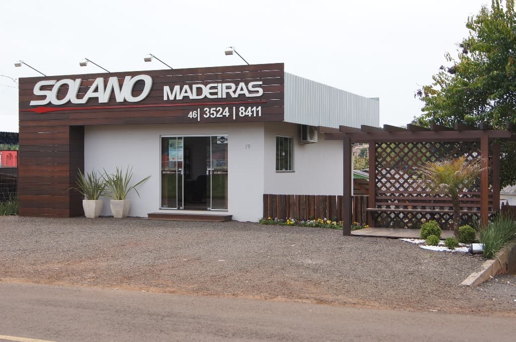 Fachada da Solano Madeiras em Francisco Beltrão